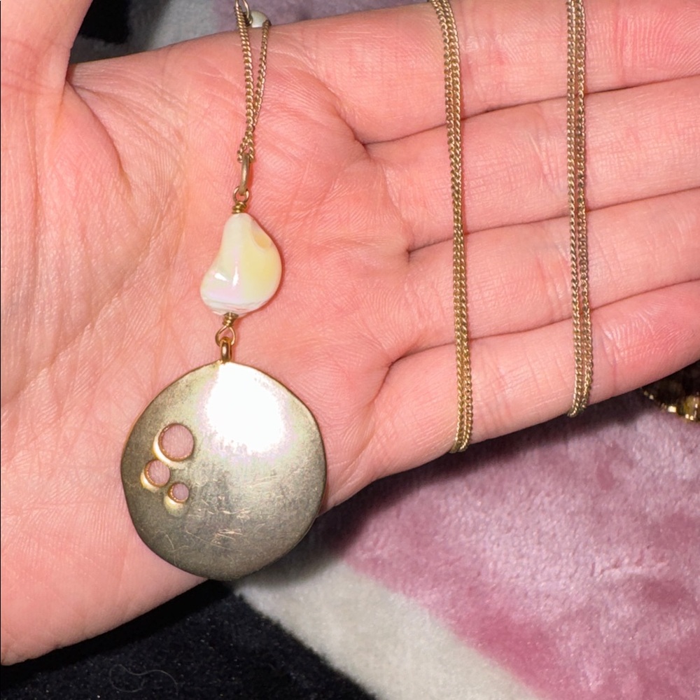 Shell Necklace Set - Picture 4 of 5
